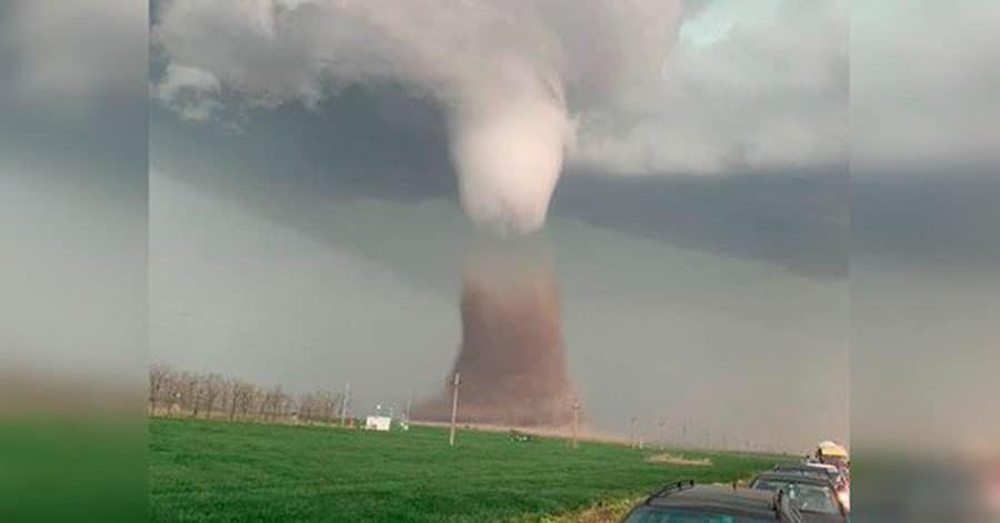 Un tornado en Rumanía made in Estados Unidos